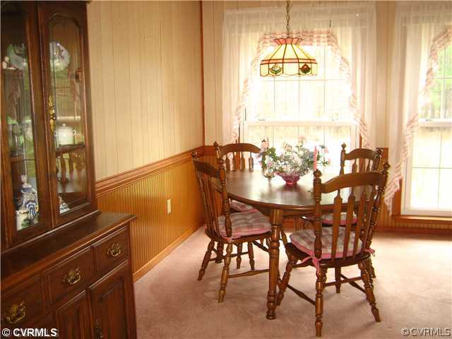 2347 Danieltown Road Goochland, VA 23063 - Photo 5 of 12 a dining room with furniture and window