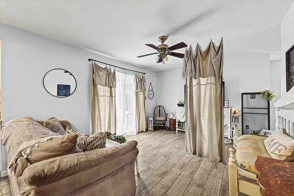 $389,900 | 510 Winston Drive, St. Joseph, IL 61873