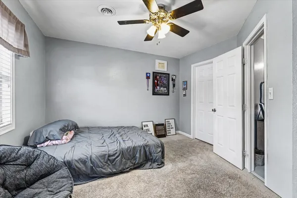 $389,900 | 510 Winston Drive, St. Joseph, IL 61873