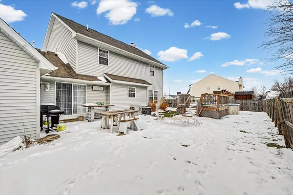 $389,900 | 510 Winston Drive, St. Joseph, IL 61873