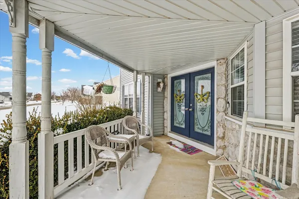 $389,900 | 510 Winston Drive, St. Joseph, IL 61873