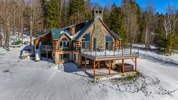 $1,825,000 | 421 Stagecoach Road, Fayston, VT 05673