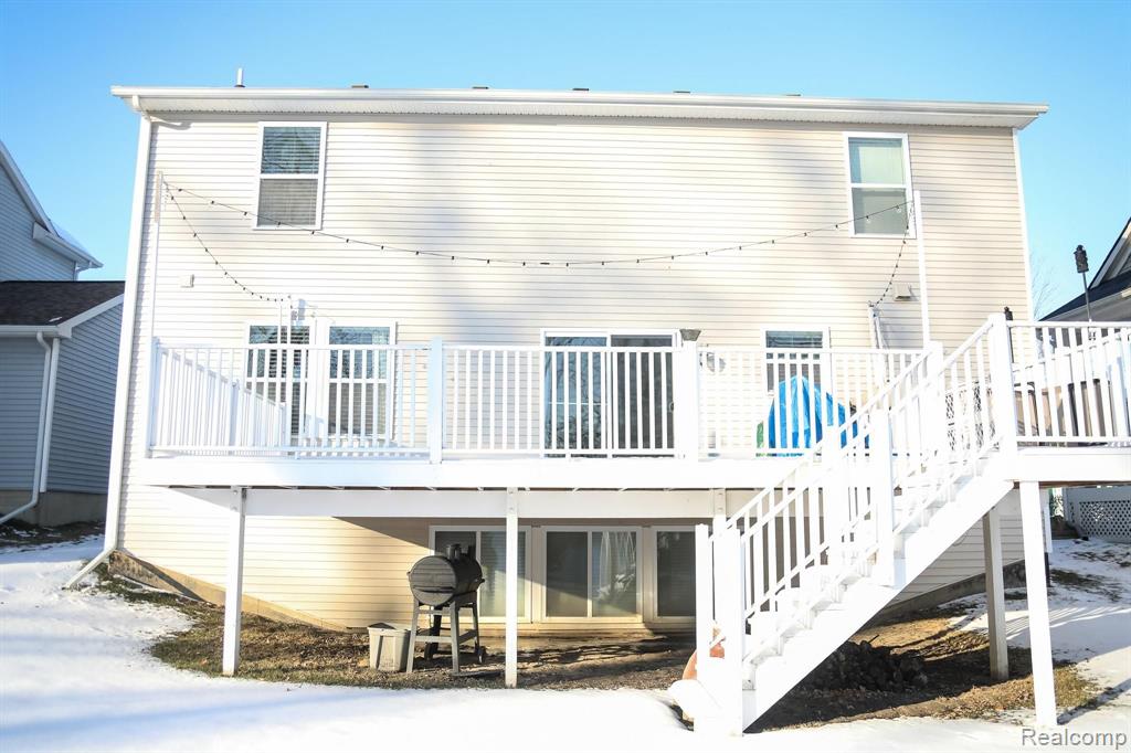 147 Merrimack Drive Howell, MI 48843 - Photo 2 of 49
