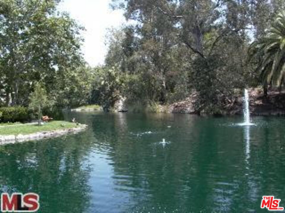 1101 Raintree Circle, Unit 101 Culver City, CA 90230 - Photo 18 of 21