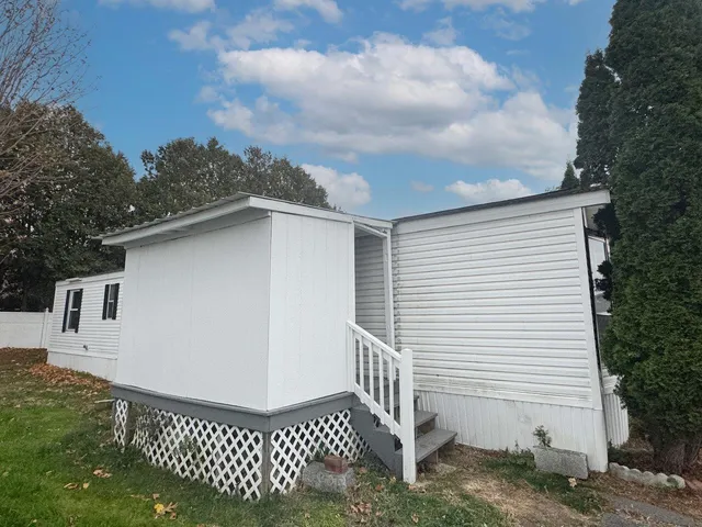 $119,500 | 20 Avenue C, Burlington, VT 05408