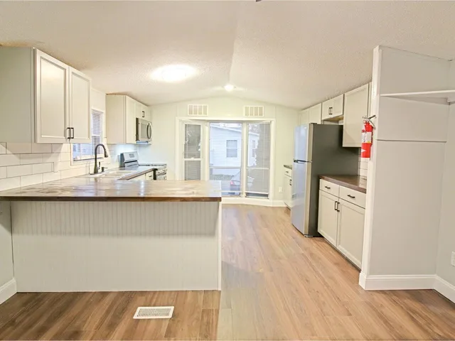 $119,500 | 20 Avenue C, Burlington, VT 05408