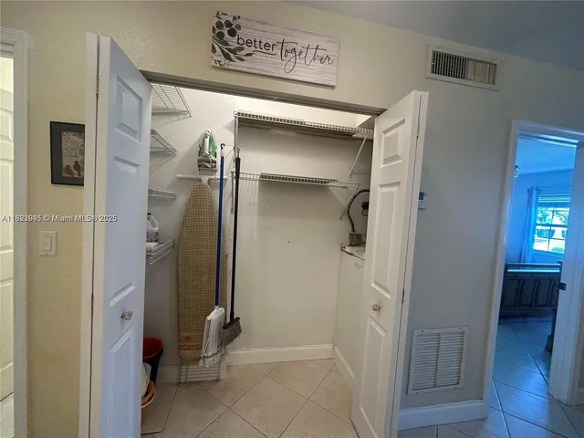 $159,900 | 1520 McKinley Street, Unit 103E, Hollywood, FL 33020