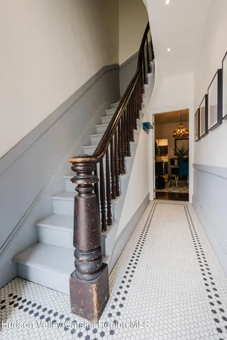 a view of entryway and hall