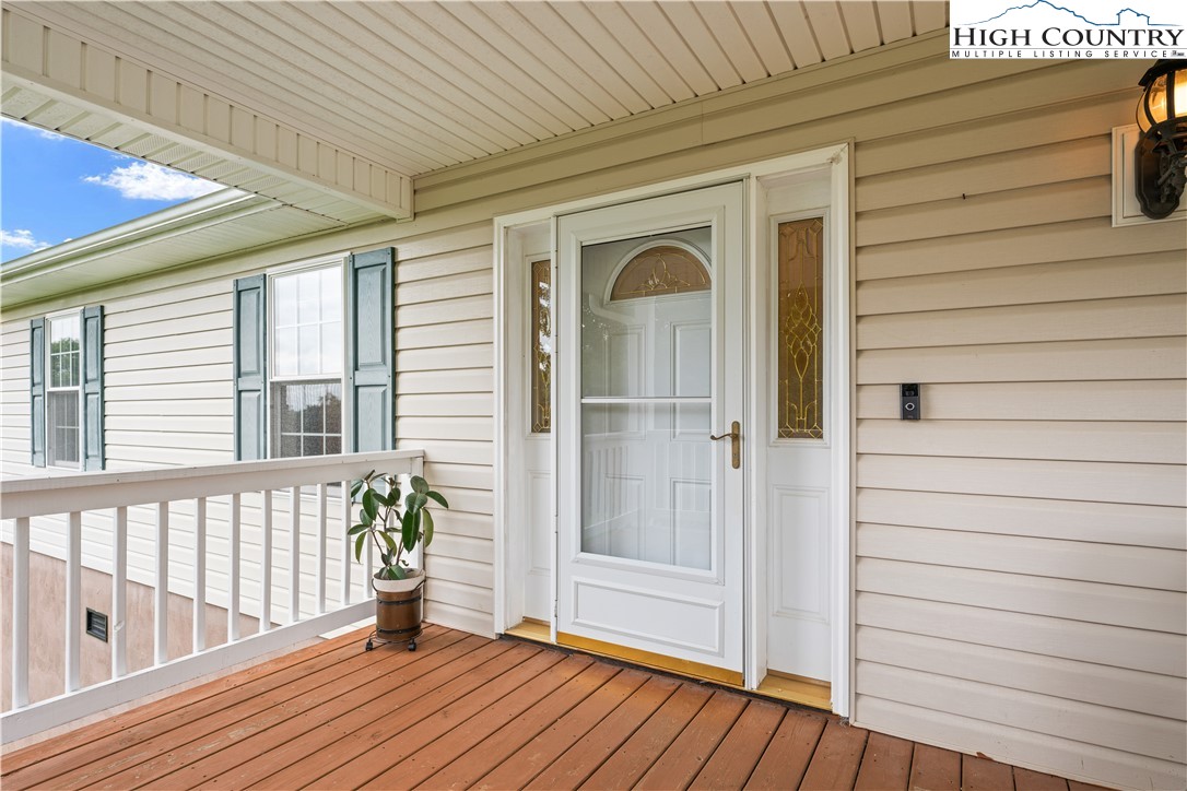 163 Goldfinch Hill Road Boone, NC 28607 - Photo 4 of 42 Gallery Image 4