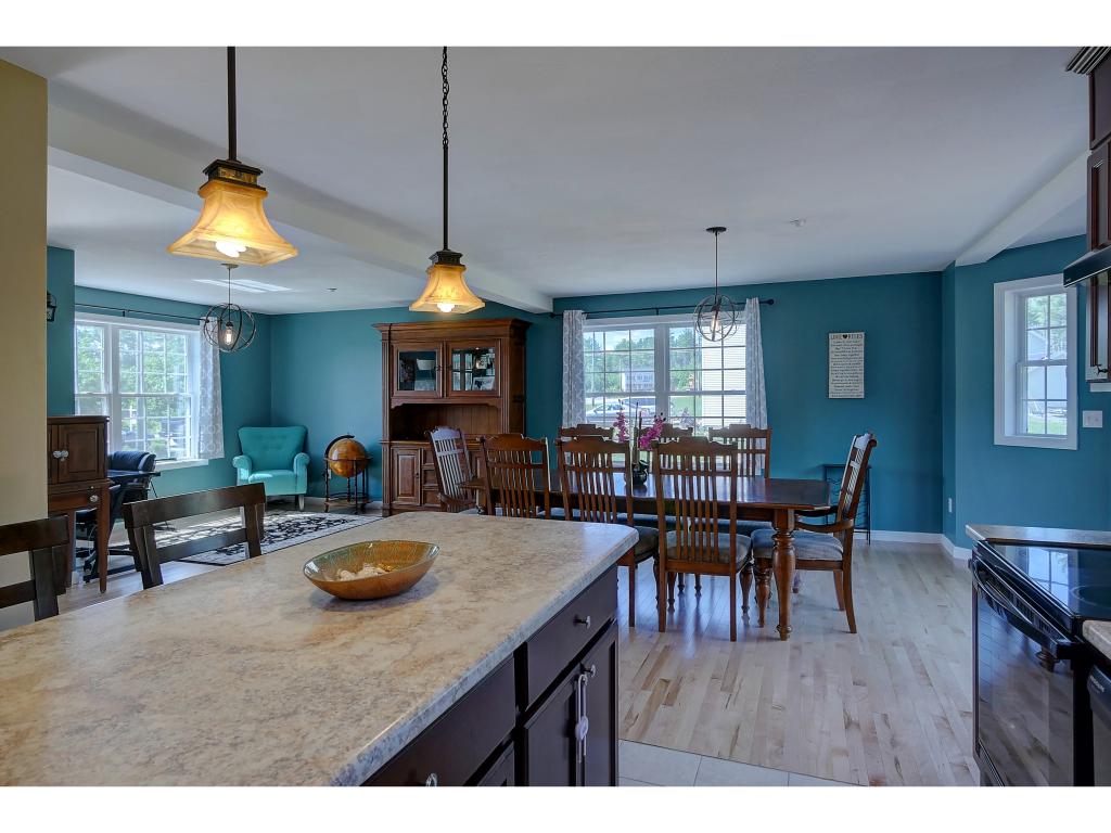 48 Hilbren Road Weare, NH 03281 - Photo 9 of 33