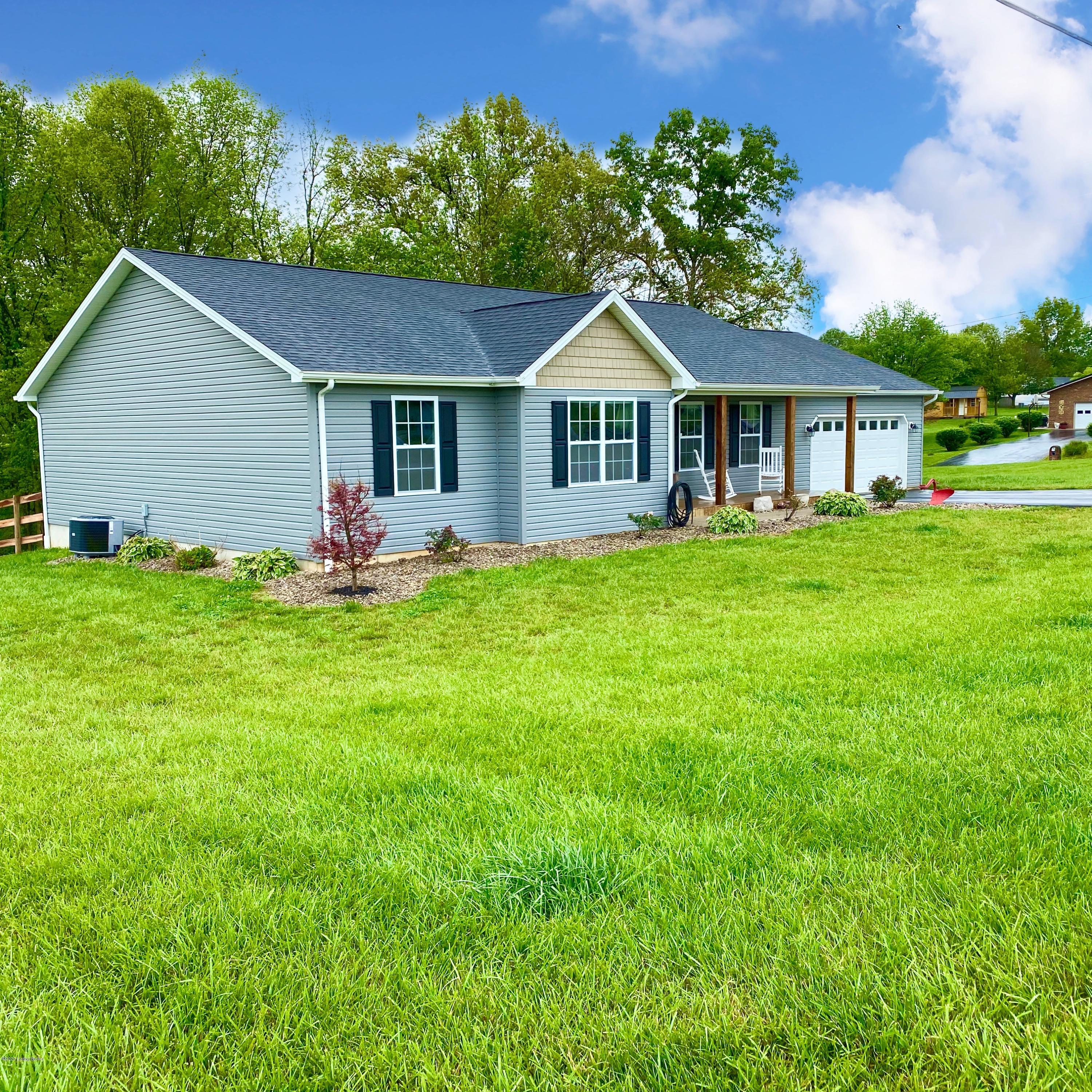 371 Tiptop Road Vine Grove, KY 40175 - Photo 5 of 49 E797A430-130A-480D-9D62-05AF737CFF29