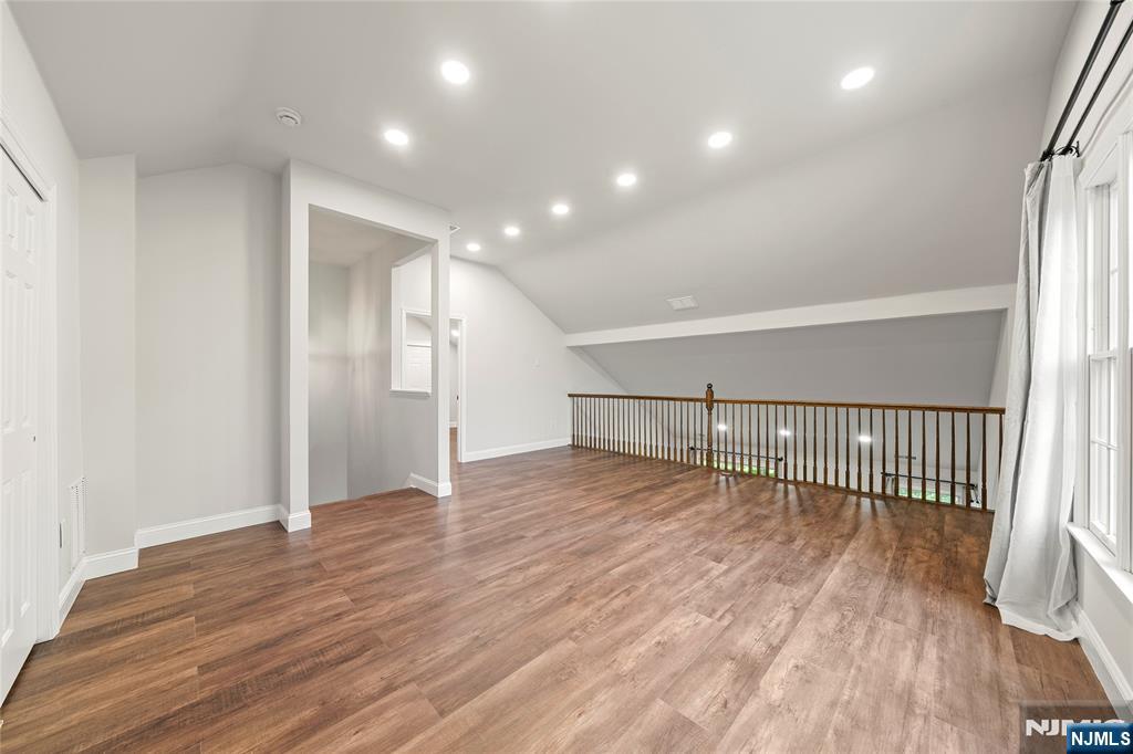 25 Woods Edge Road Old Tappan, NJ 07675 - Photo 21 of 30