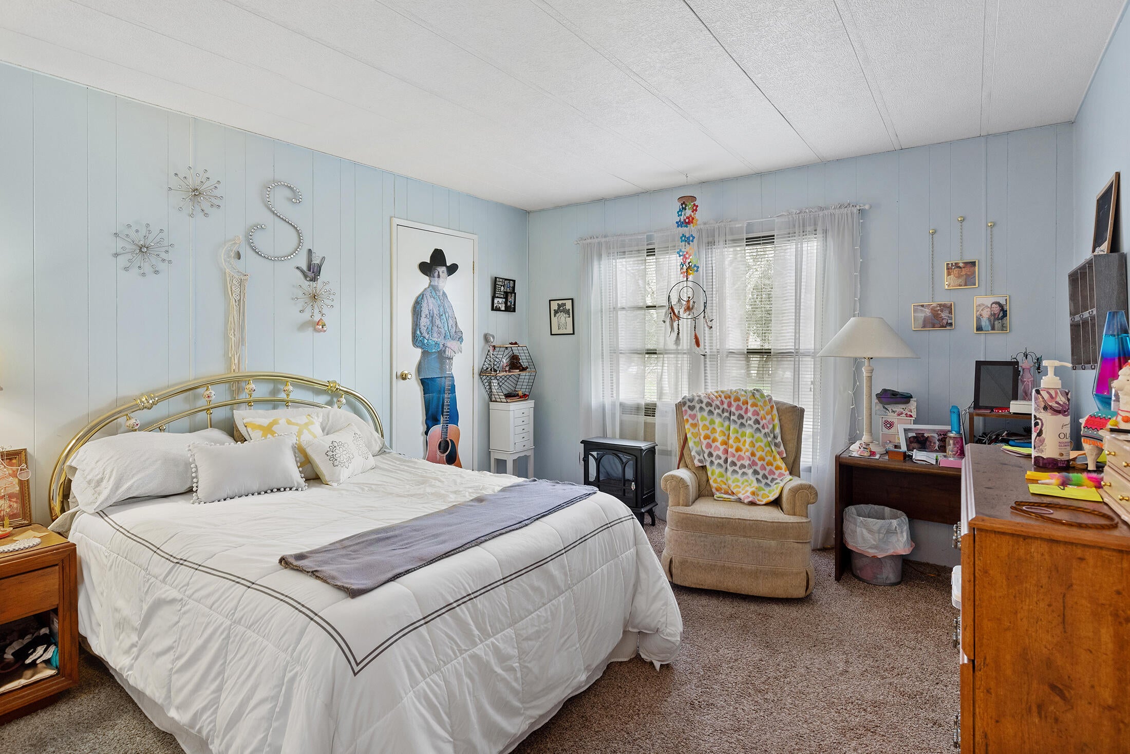 1678 Russell Road Merlin, OR 97532 - Photo 27 of 65 0R1A2554