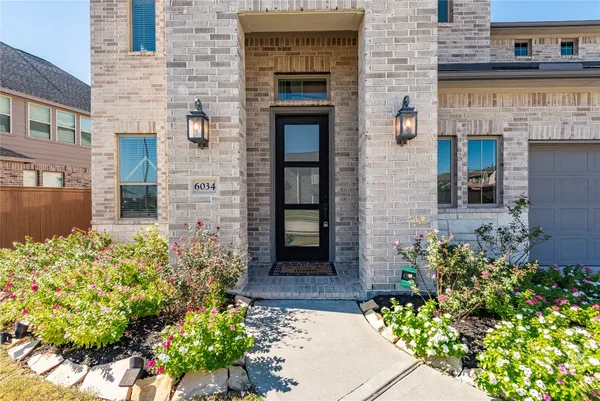 $525,000 | 6034 Lake Bridge Lane, Manvel, TX 77578