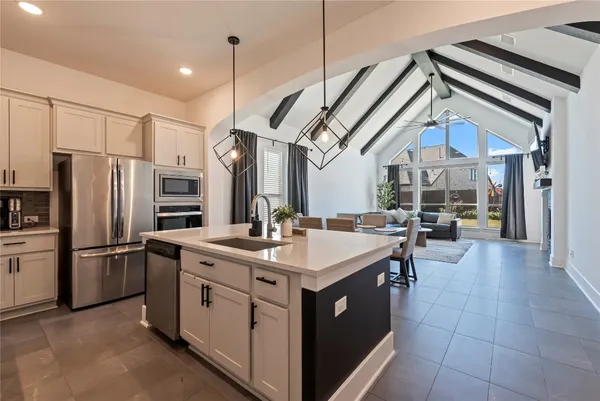 $525,000 | 6034 Lake Bridge Lane, Manvel, TX 77578