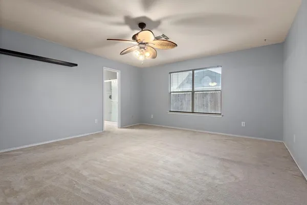 $1,900 | 1614 Wooded Acres Drive, Humble, TX 77396