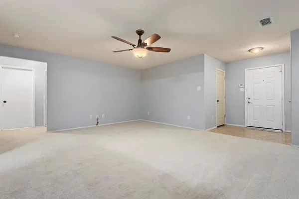$1,900 | 1614 Wooded Acres Drive, Humble, TX 77396