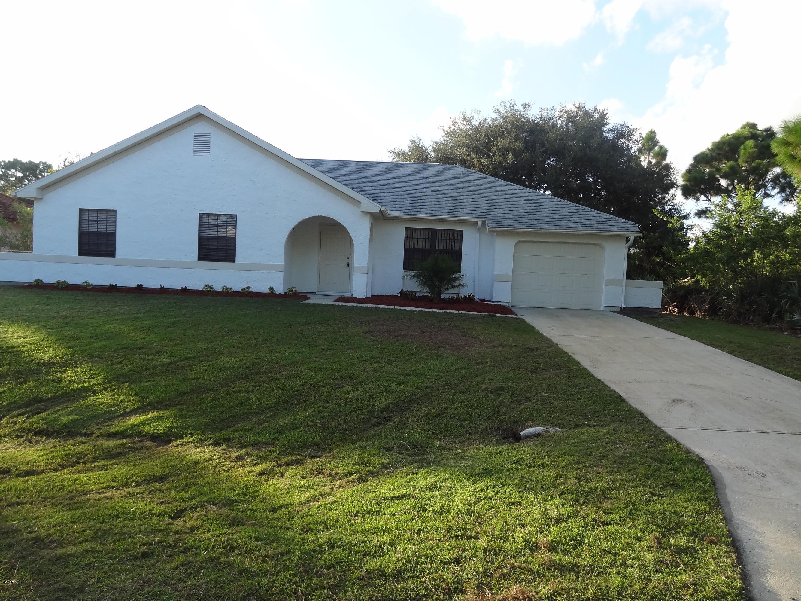 210 Wendover Road Southwest Palm Bay, FL 32908 - Photo 1 of 14 Front View