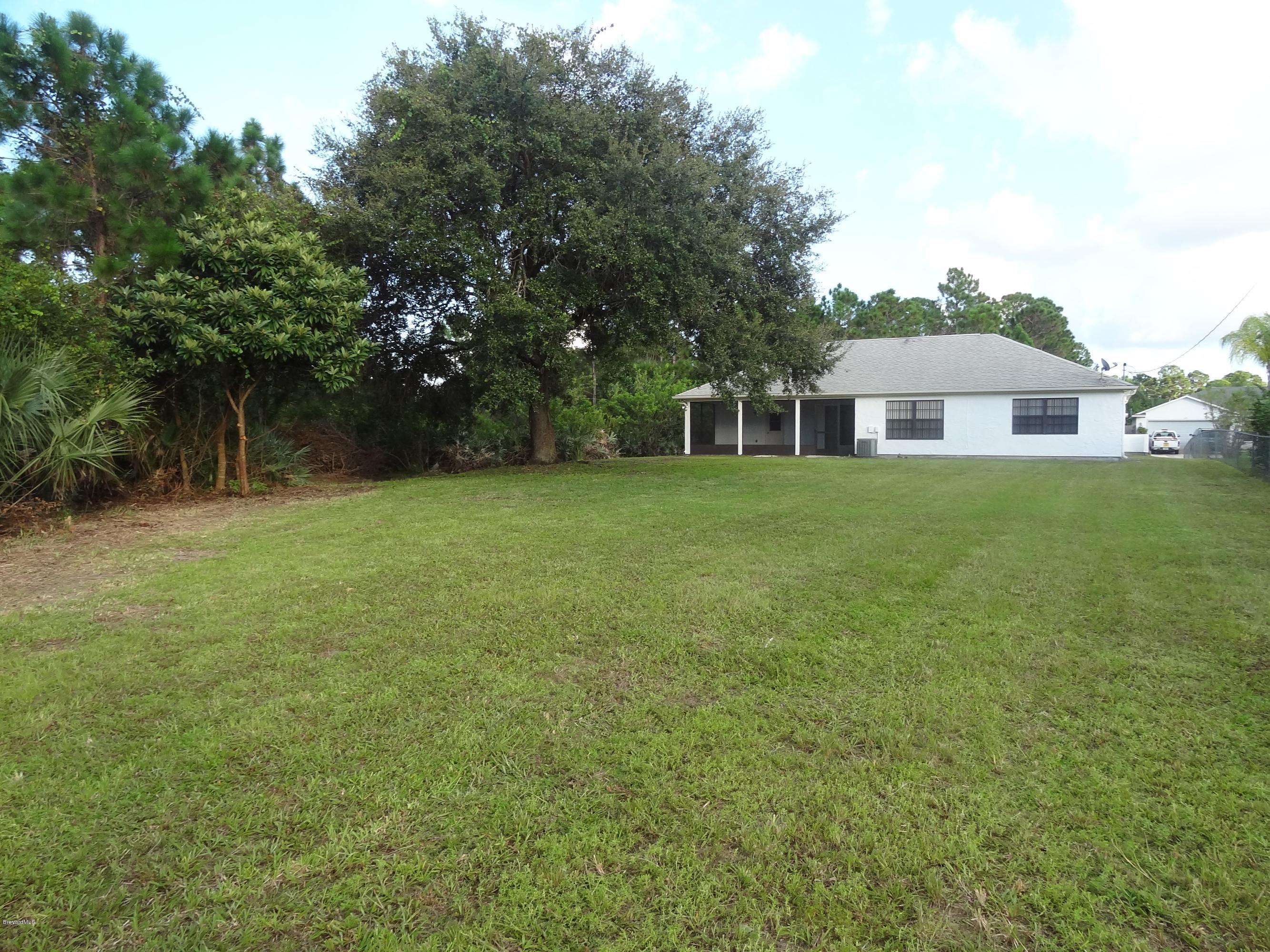 210 Wendover Road Southwest Palm Bay, FL 32908 - Photo 13 of 14 Huge Backyard