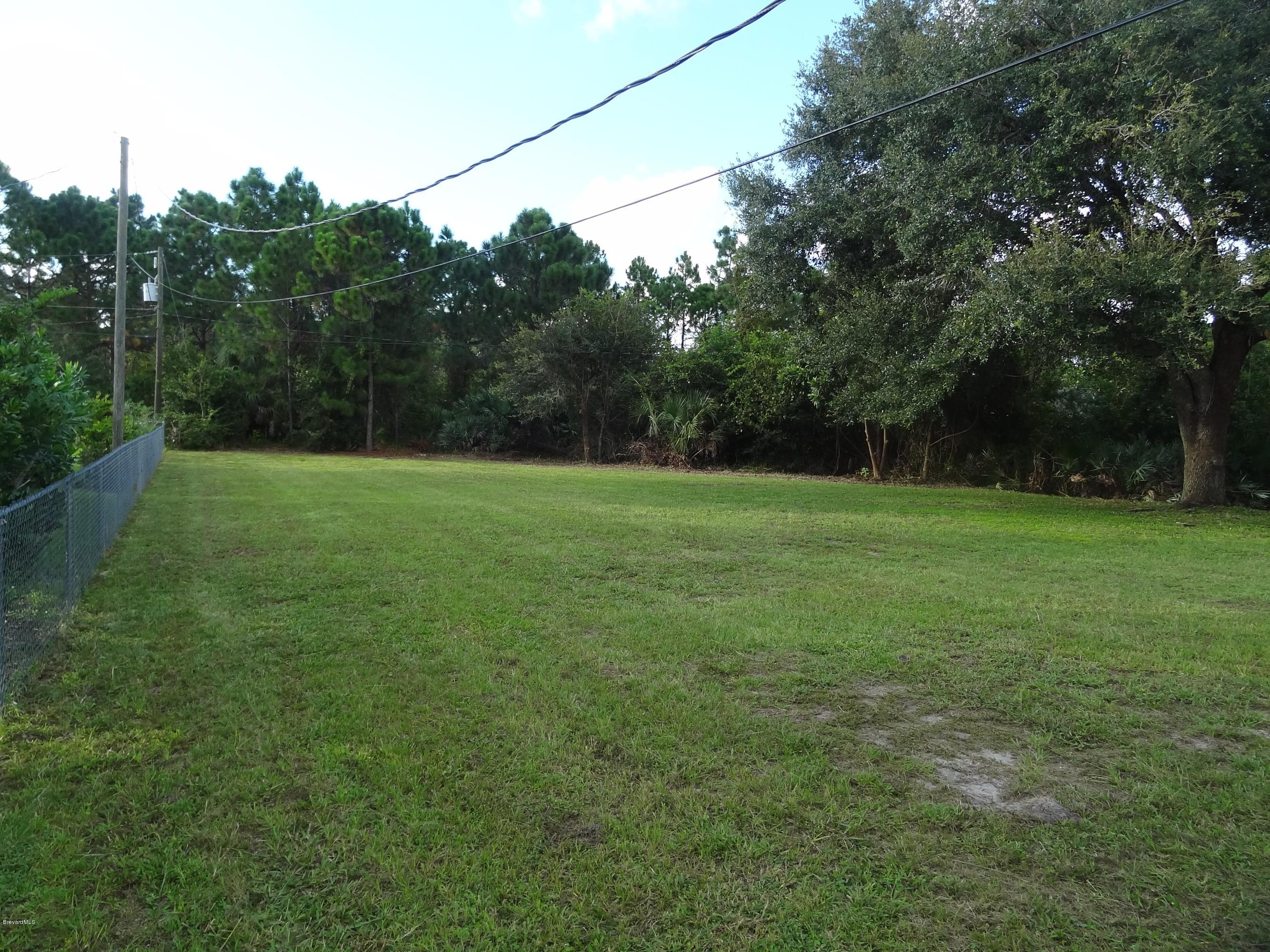 210 Wendover Road Southwest Palm Bay, FL 32908 - Photo 14 of 14 Lot of space to play!
