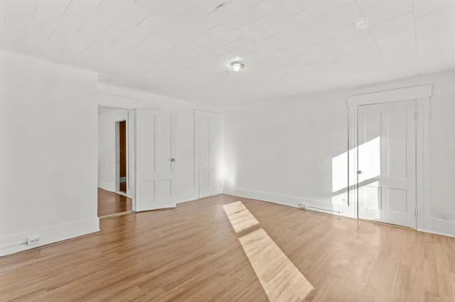 $1,650 | 278 Auburn Street, Unit 3, Manchester, NH 03103