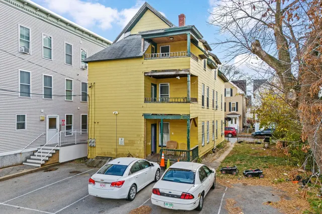 $1,650 | 278 Auburn Street, Unit 3, Manchester, NH 03103