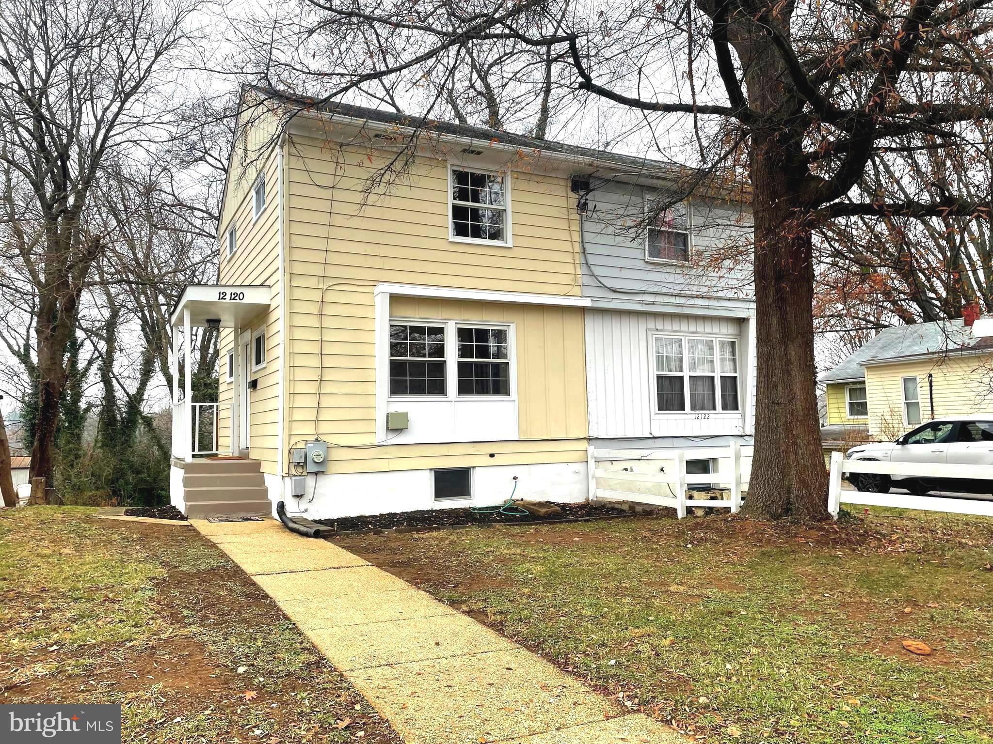 12120 Centerhill Street Silver Spring, MD 20902 - Photo 1 of 31 Like an end-unit town home but more. Location!!!!!