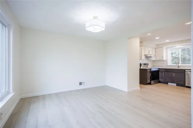 $445,500 | 351 Monroe-Wayne County Line Road, Perinton, NY 14502