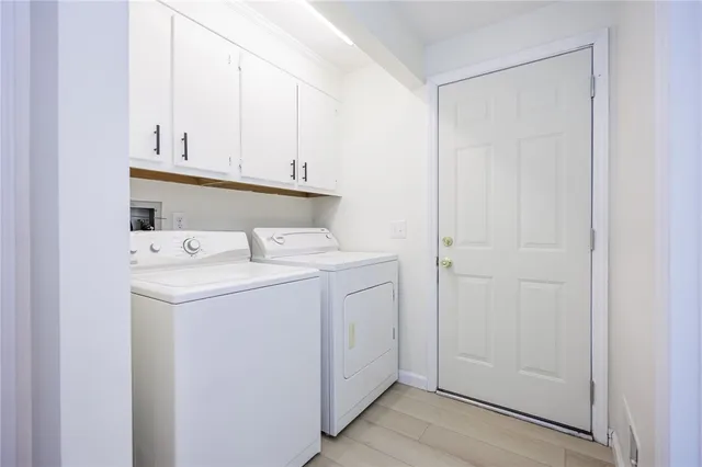 $445,500 | 351 Monroe-Wayne County Line Road, Perinton, NY 14502