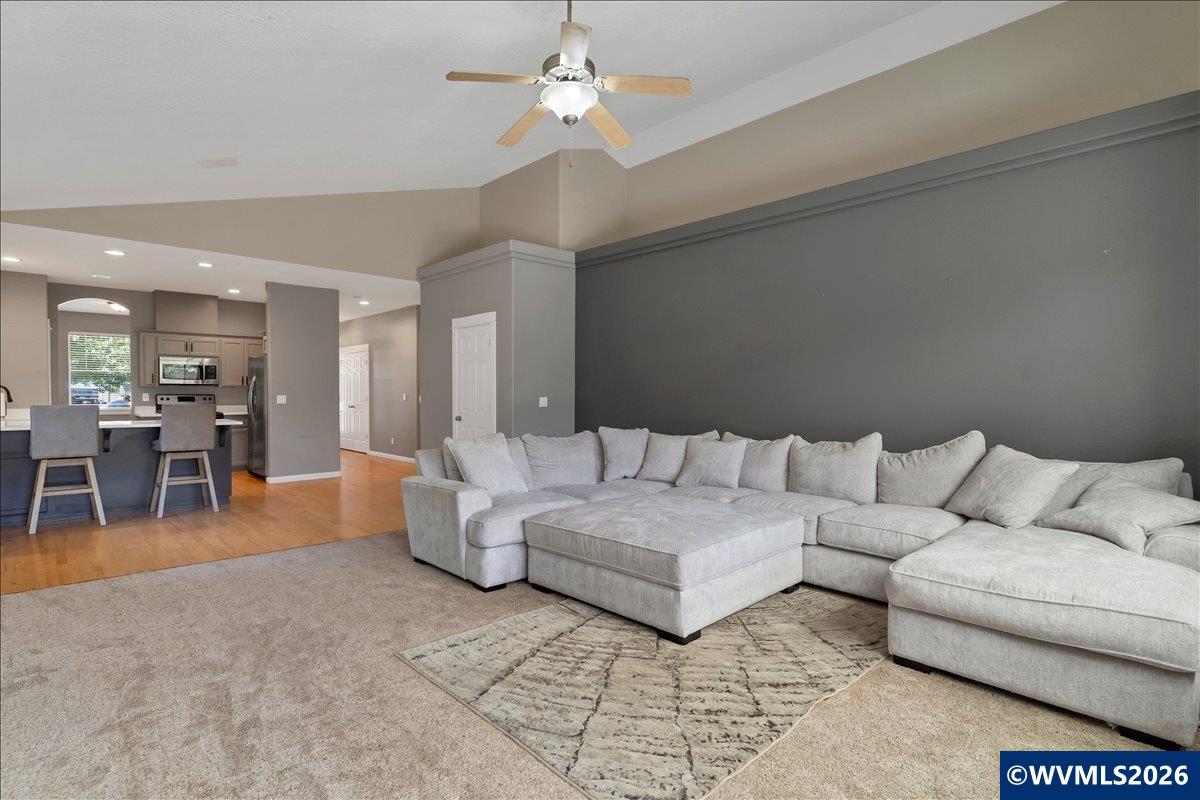 284 Southwest Wyatt Street Dallas, OR 97338 - Photo 16 of 38
