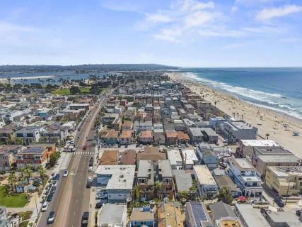 $1,774,000 | 735 Jersey Court, San Diego, CA 92109