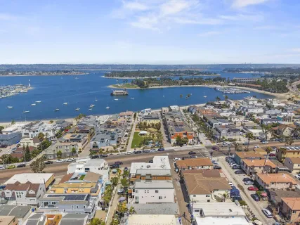 $1,774,000 | 735 Jersey Court, San Diego, CA 92109