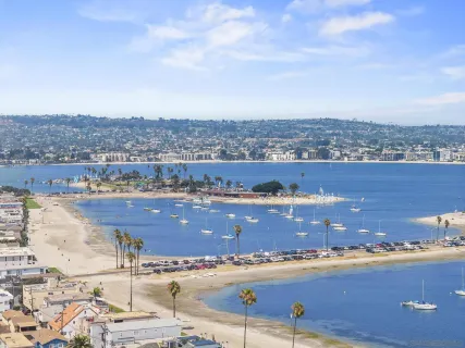 $1,774,000 | 735 Jersey Court, San Diego, CA 92109