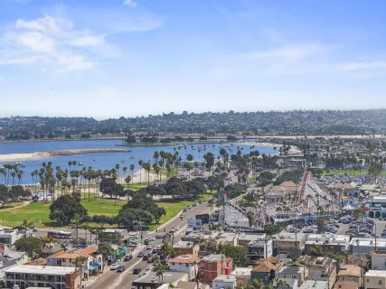 $1,774,000 | 735 Jersey Court, San Diego, CA 92109