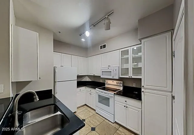 $1,695 | 1701 East Colter Street, Unit 365, Phoenix, AZ 85016