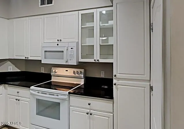 $1,695 | 1701 East Colter Street, Unit 365, Phoenix, AZ 85016