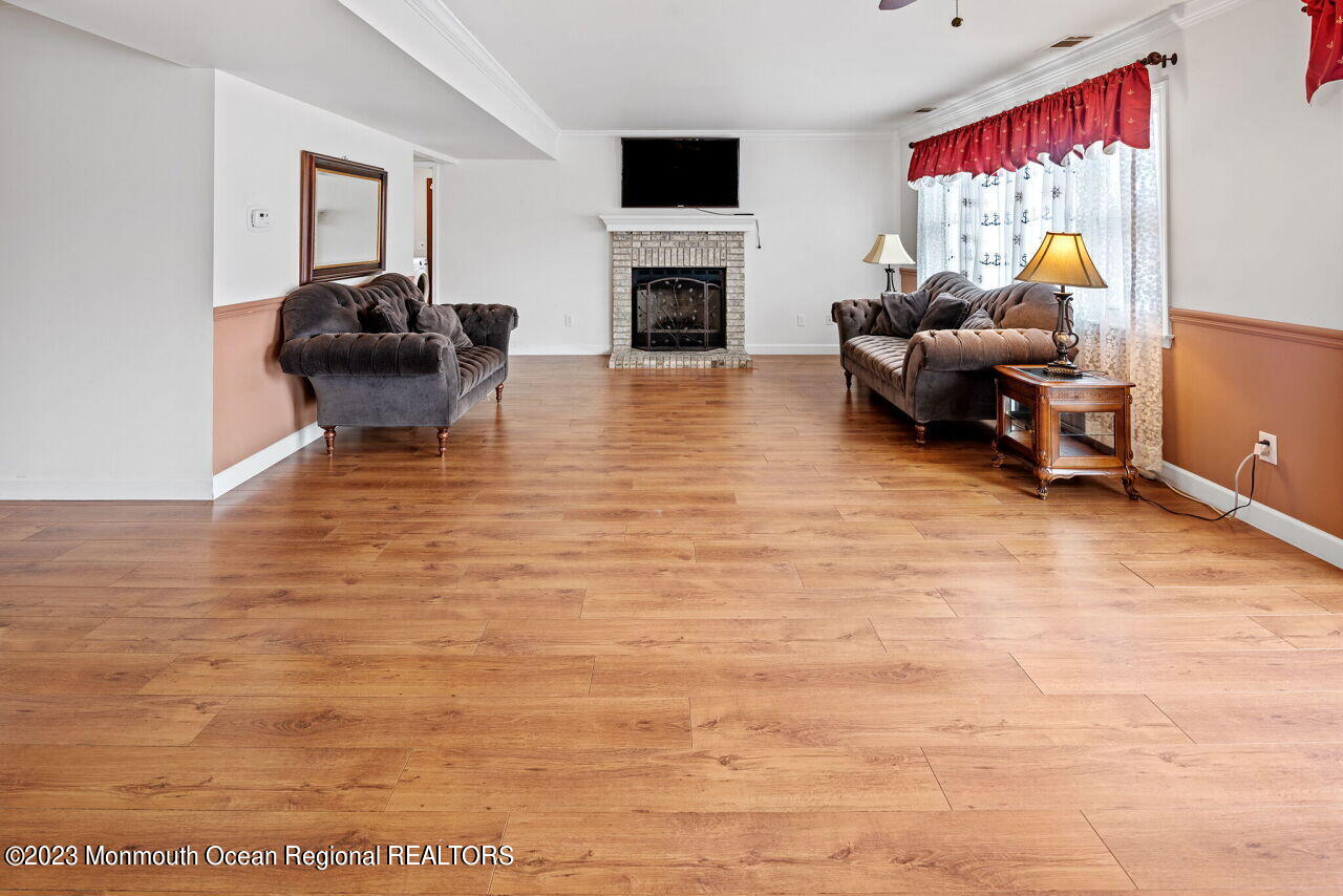 247 Mandarin Road Brick, NJ 08723 - Photo 7 of 27 m14