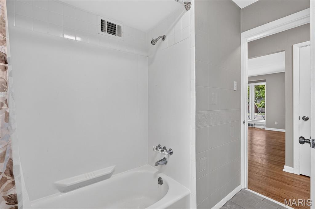 907 Edgar Road Webster Groves, MO 63119 - Photo 20 of 38 Gallery Image 20