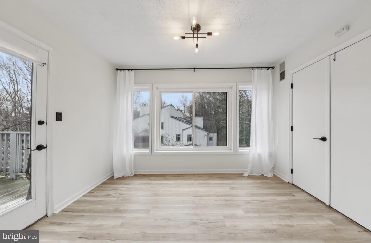 2209 Hunters Run Drive Reston, VA 20191 - Photo 19 of 30