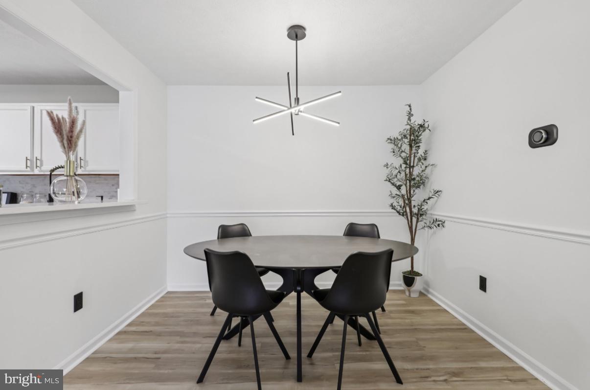 2209 Hunters Run Drive Reston, VA 20191 - Photo 7 of 30