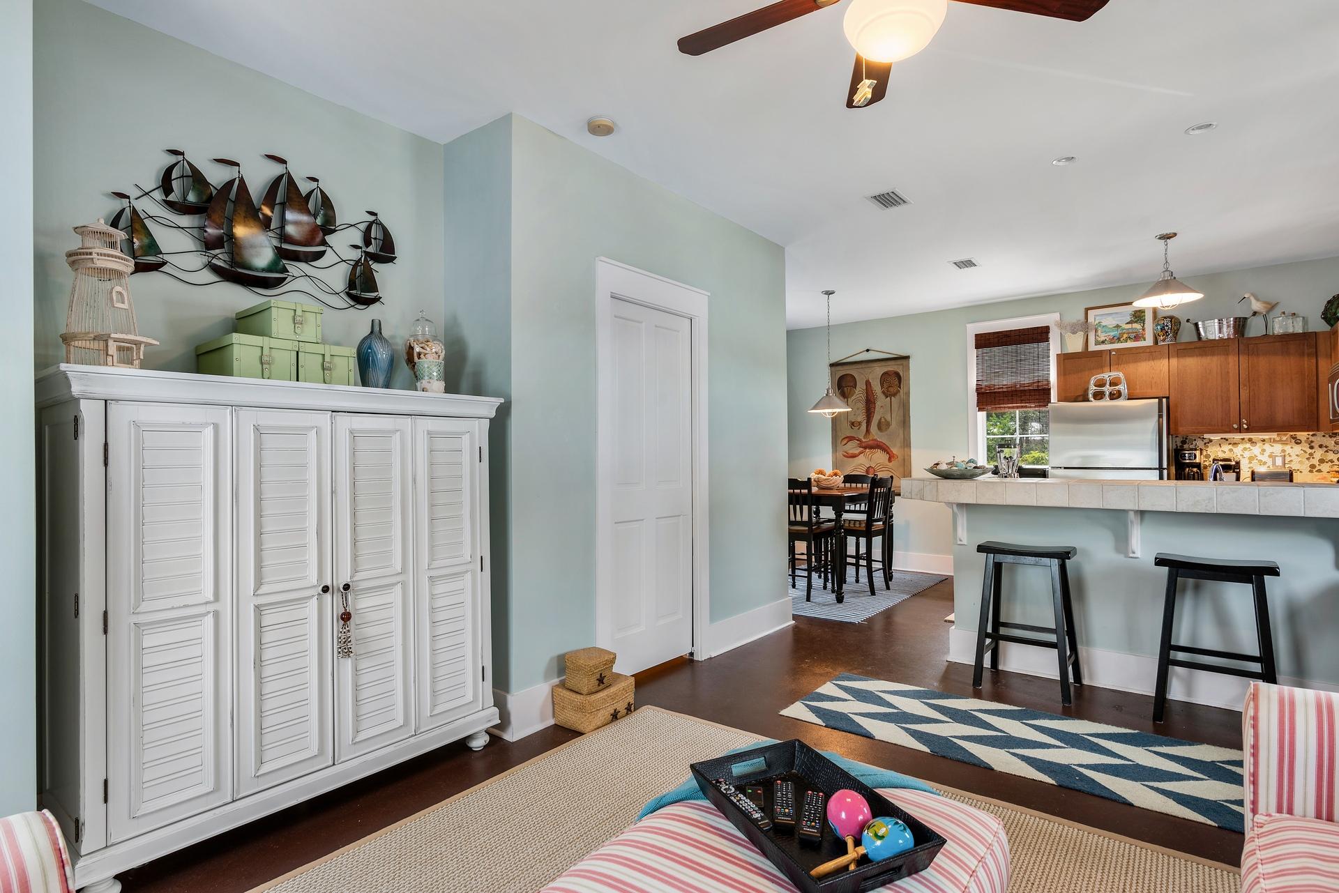 198 Somerset Bridge Road, Unit 155 Santa Rosa Beach, FL 32459 - Photo 7 of 22 a living room with furniture and a dining table