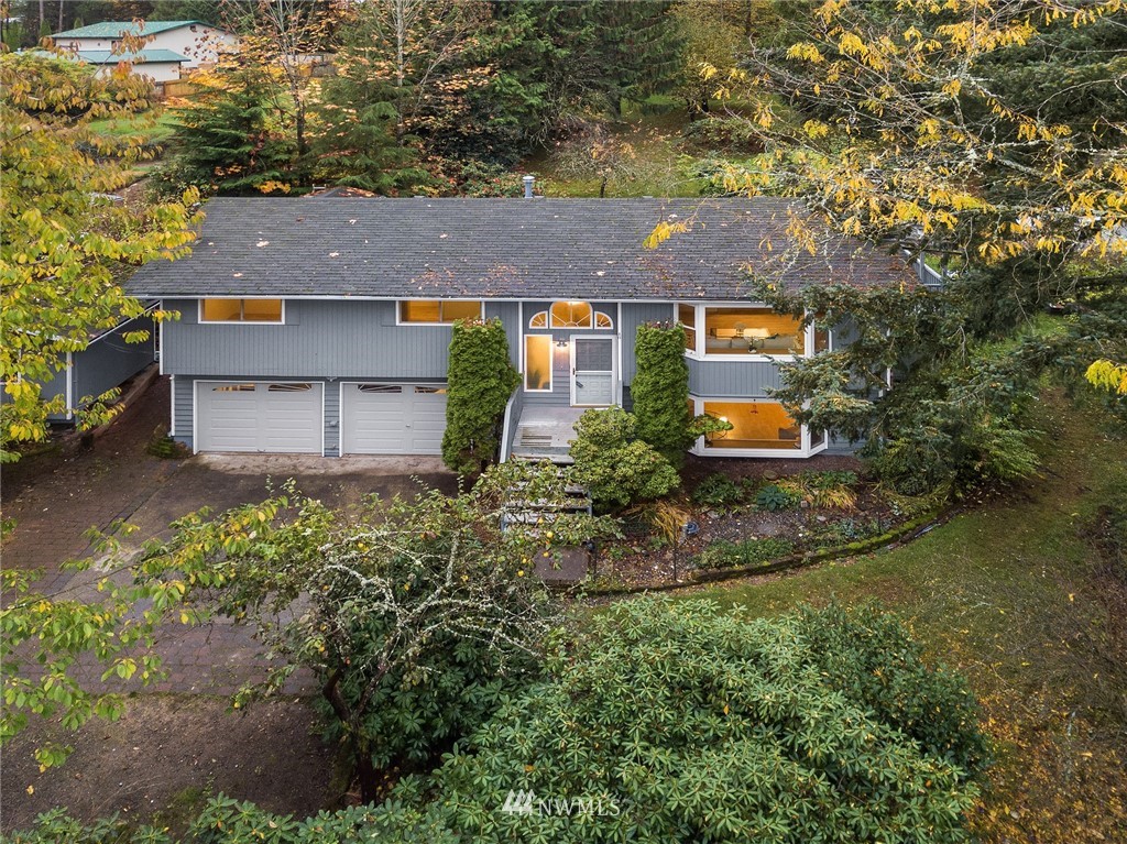 13613 196th Avenue Southeast Renton, WA 98059 - Photo 1 of 25 Gallery Image 1