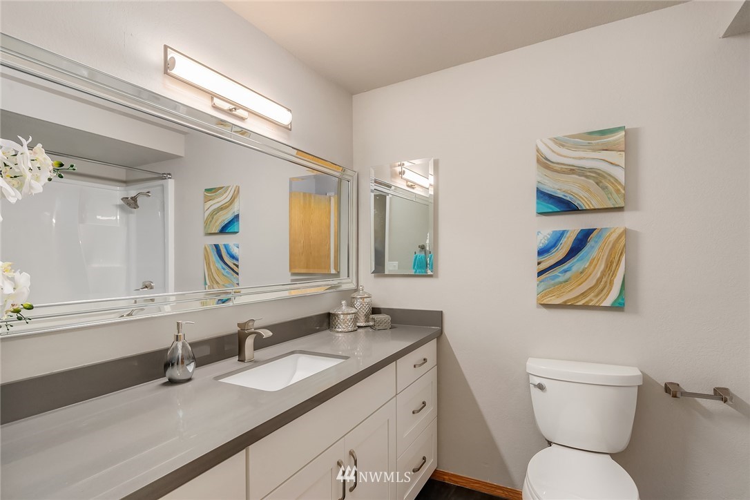 13613 196th Avenue Southeast Renton, WA 98059 - Photo 15 of 25 Gallery Image 15