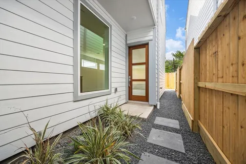 $599,900 | 1212 Nadine Street, Houston, TX 77009