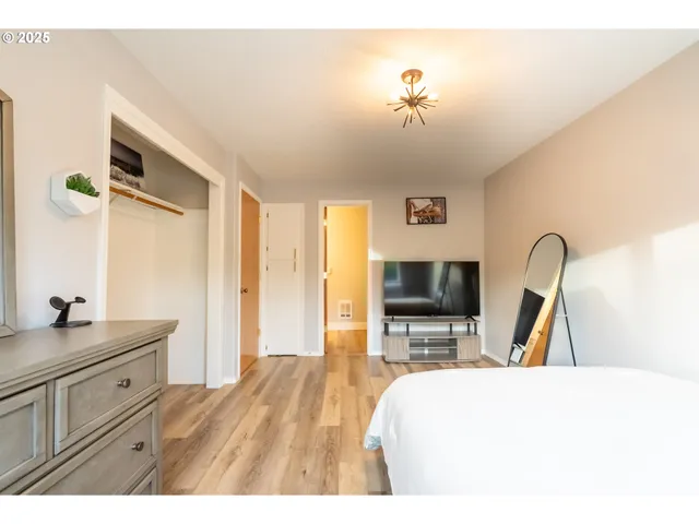 $875,000 | 8925 Southwest 80th Avenue, Portland, OR 97223