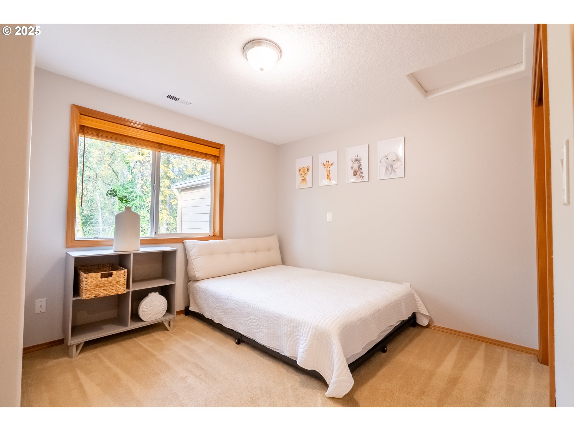 8925 Southwest 80th Avenue Portland, OR 97223 - Photo 25 of 48