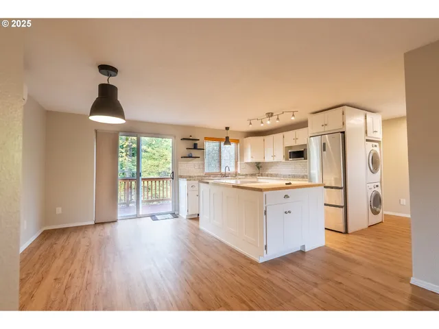 $875,000 | 8925 Southwest 80th Avenue, Portland, OR 97223