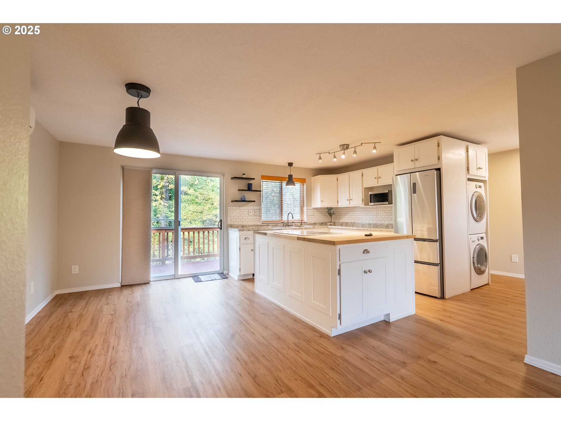 8925 Southwest 80th Avenue Portland, OR 97223 - Photo 30 of 48