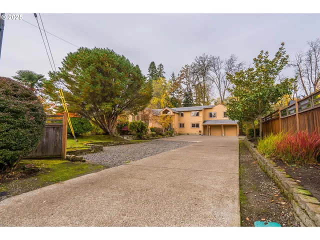 $875,000 | 8925 Southwest 80th Avenue, Portland, OR 97223