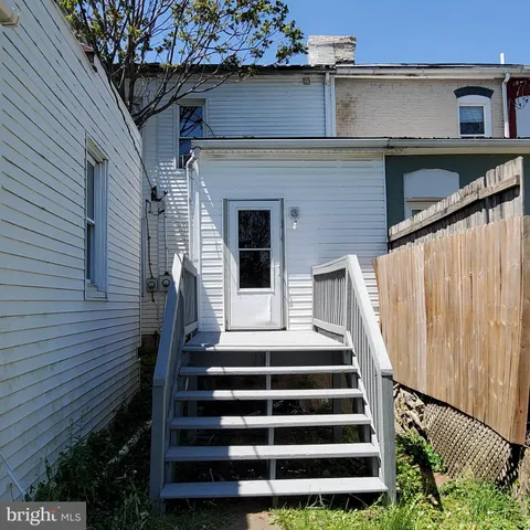 $1,300 | 314 South Locust Street, Hagerstown, MD 21740